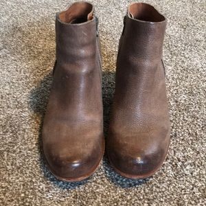 Tan Kirk-Ease Booties